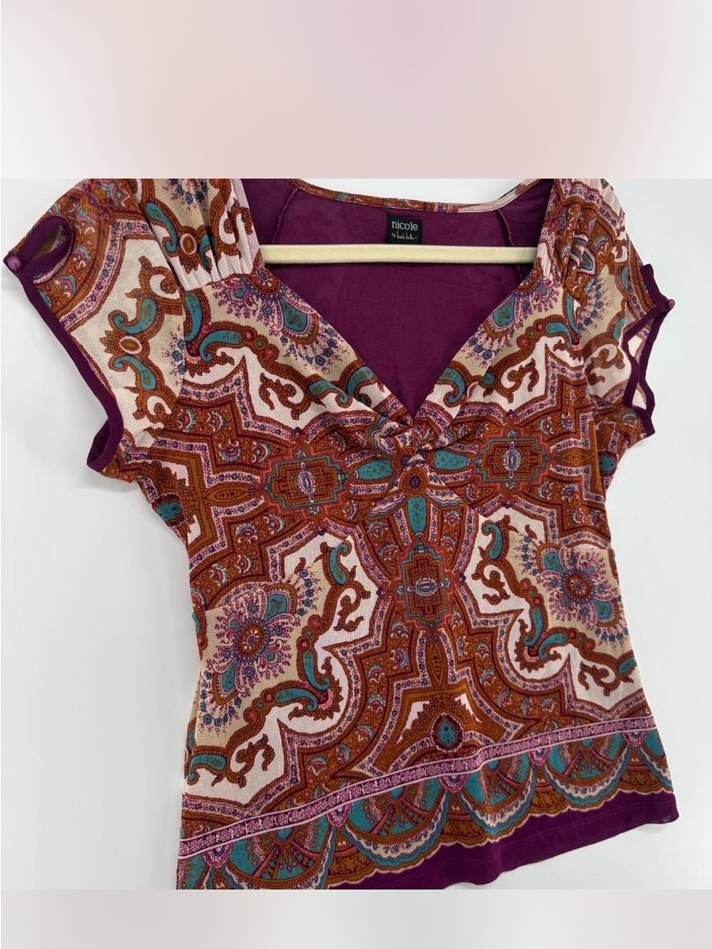 Nicole Multicolor Paisley V-Neck Short Sleeve Top